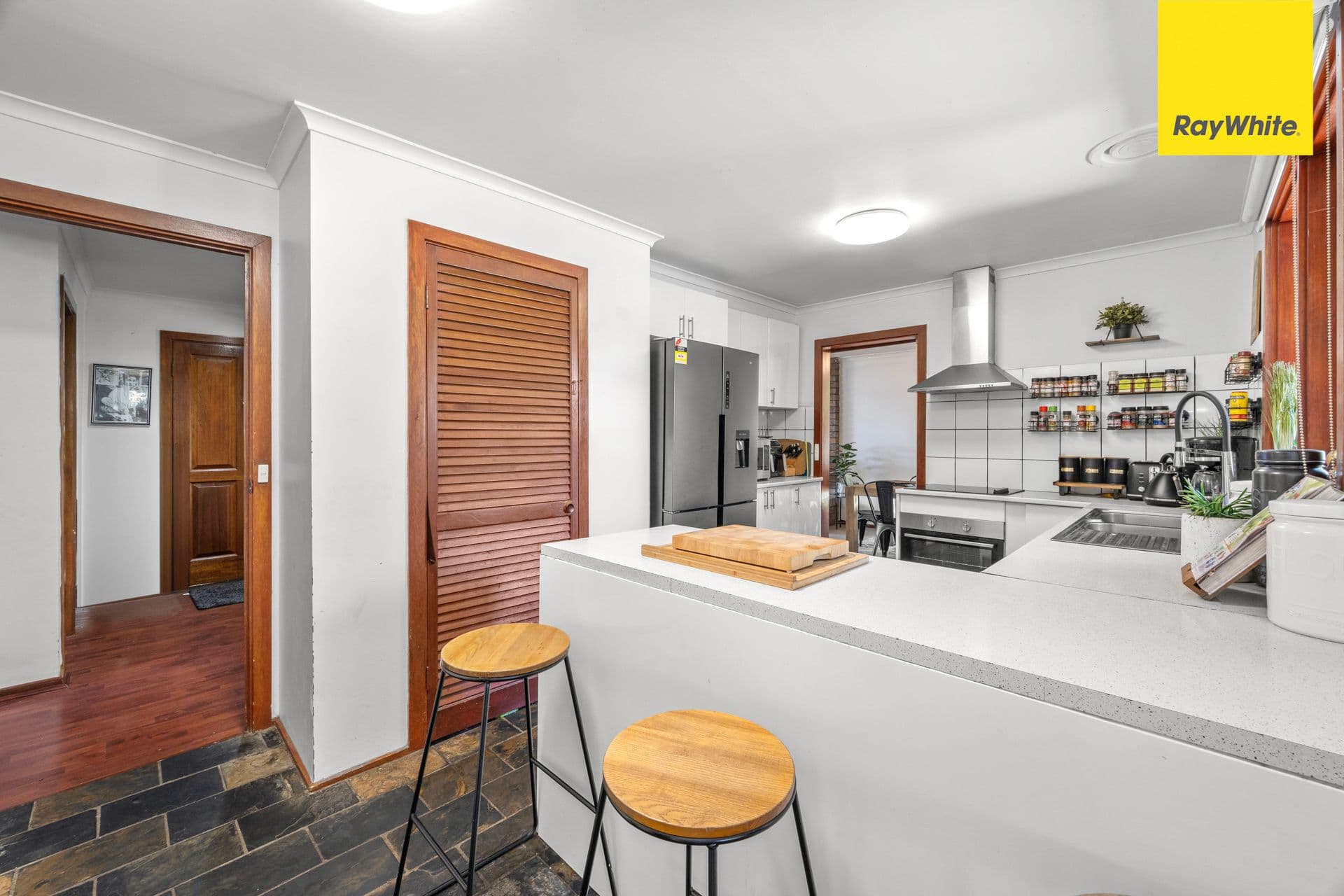 5 Kilmuir Place, Melton West VIC 3337, Melton West - Thumbnail 5