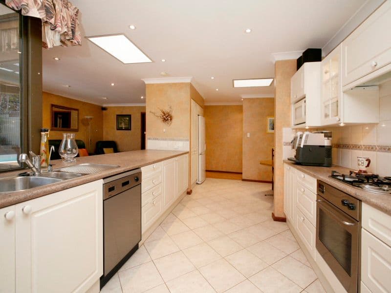 3 Cornelian Crescent, CARINE WA 6020, Carine - Thumbnail 8