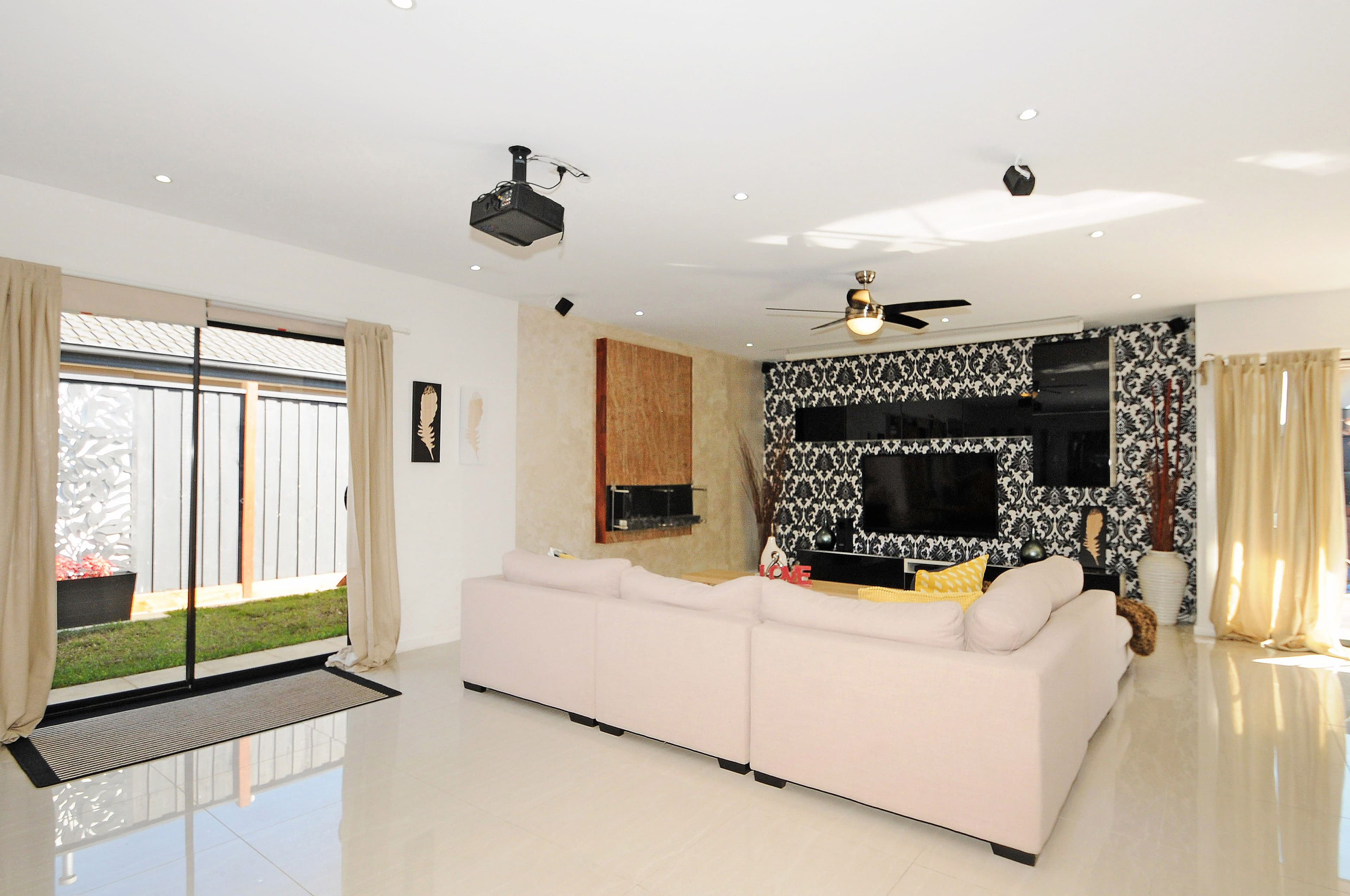4 Torres Parade, Sandhurst VIC 3977, Sandhurst - Thumbnail 3