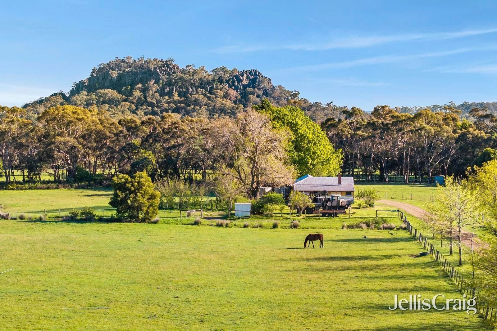 554 Romsey Road, Woodend, Woodend - Thumbnail 3