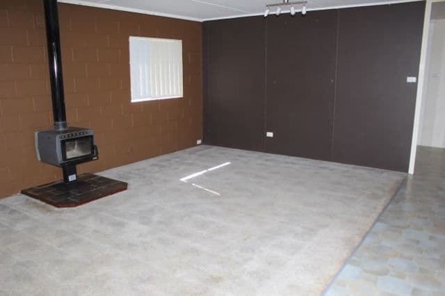 18 Mallee Drive, Kambalda West WA 6442, Kambalda West - Thumbnail 2