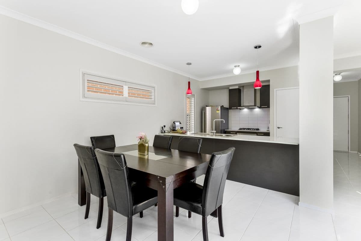 6 Firecrest Road, Manor Lakes VIC 3024, Manor Lakes - Thumbnail 4