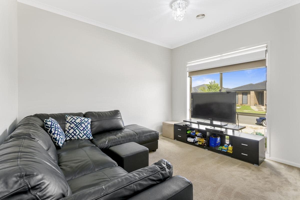 6 Firecrest Road, Manor Lakes VIC 3024, Manor Lakes - Thumbnail 6