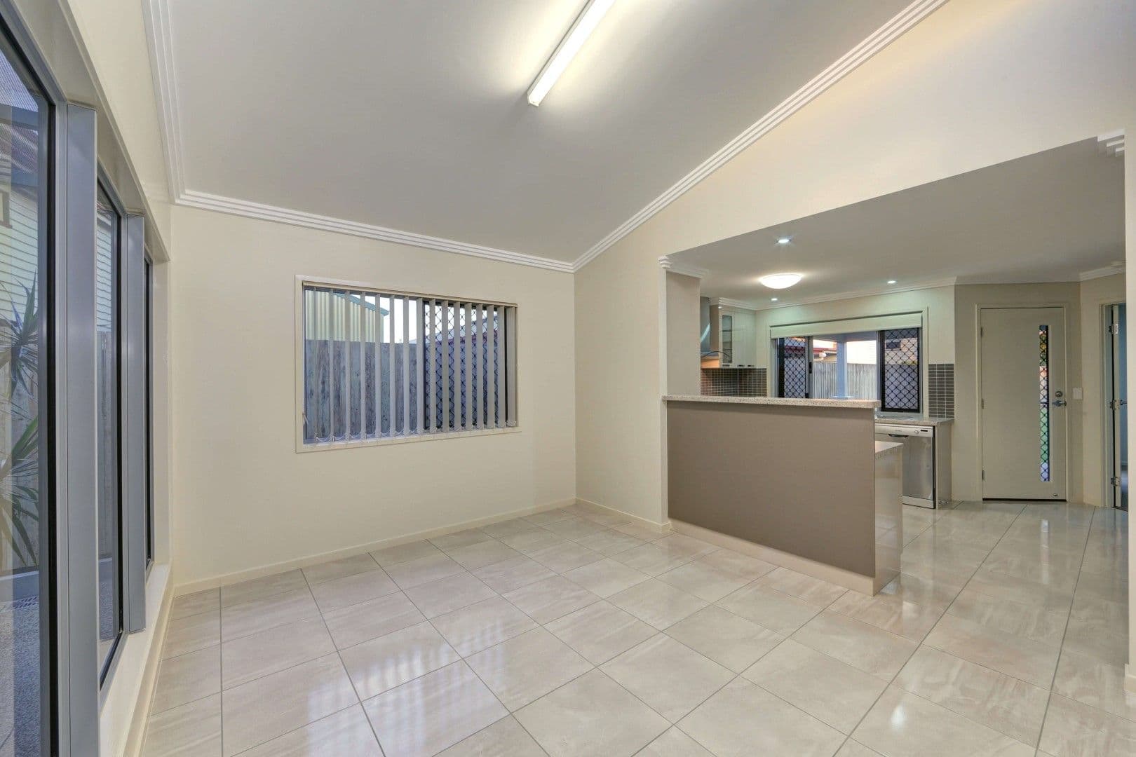 24 Avoca Street, Bundaberg West QLD 4670, Bundaberg West - Thumbnail 3