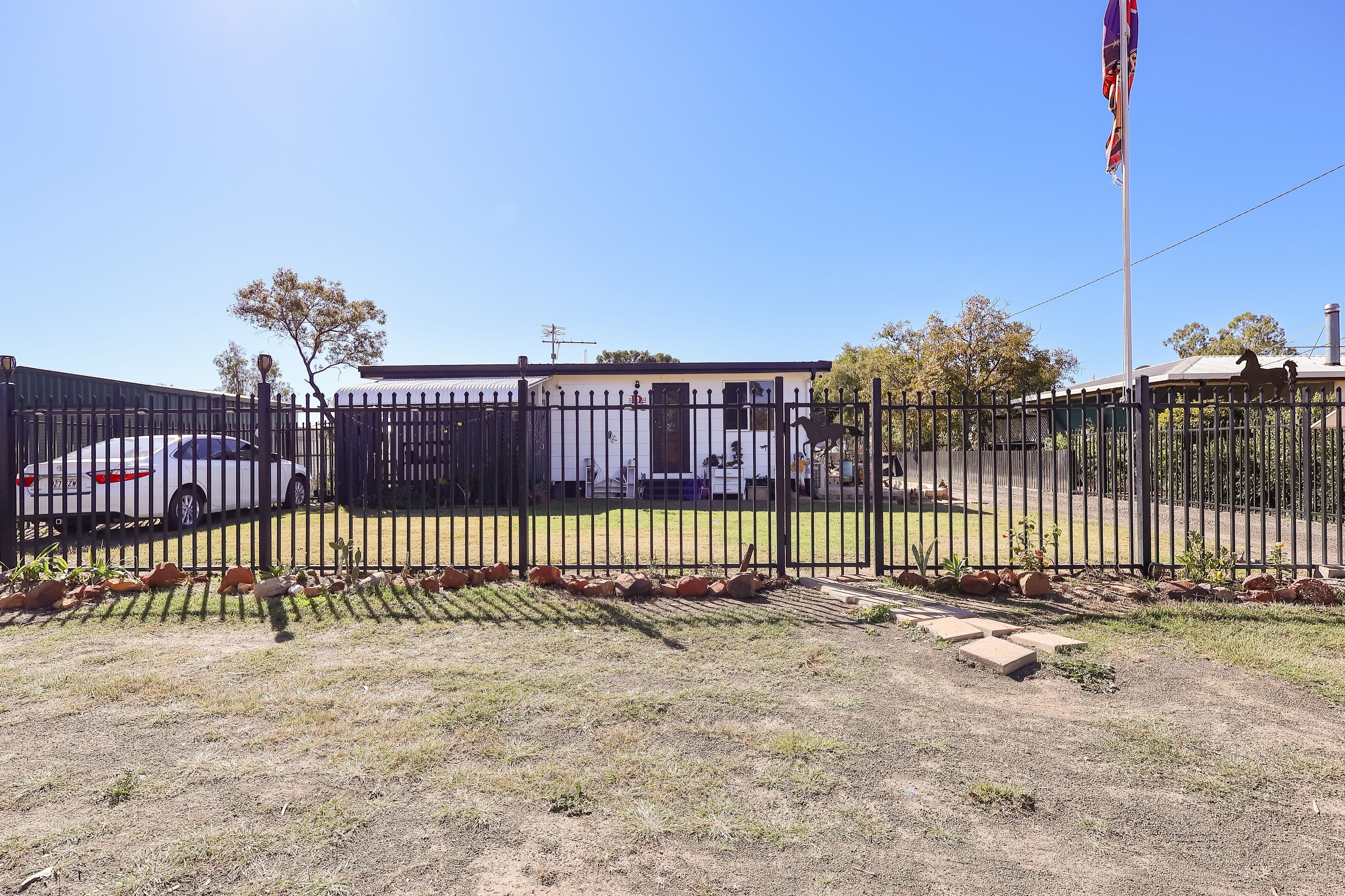 71 Raglan Street, Roma QLD 4455, Roma - Image 1