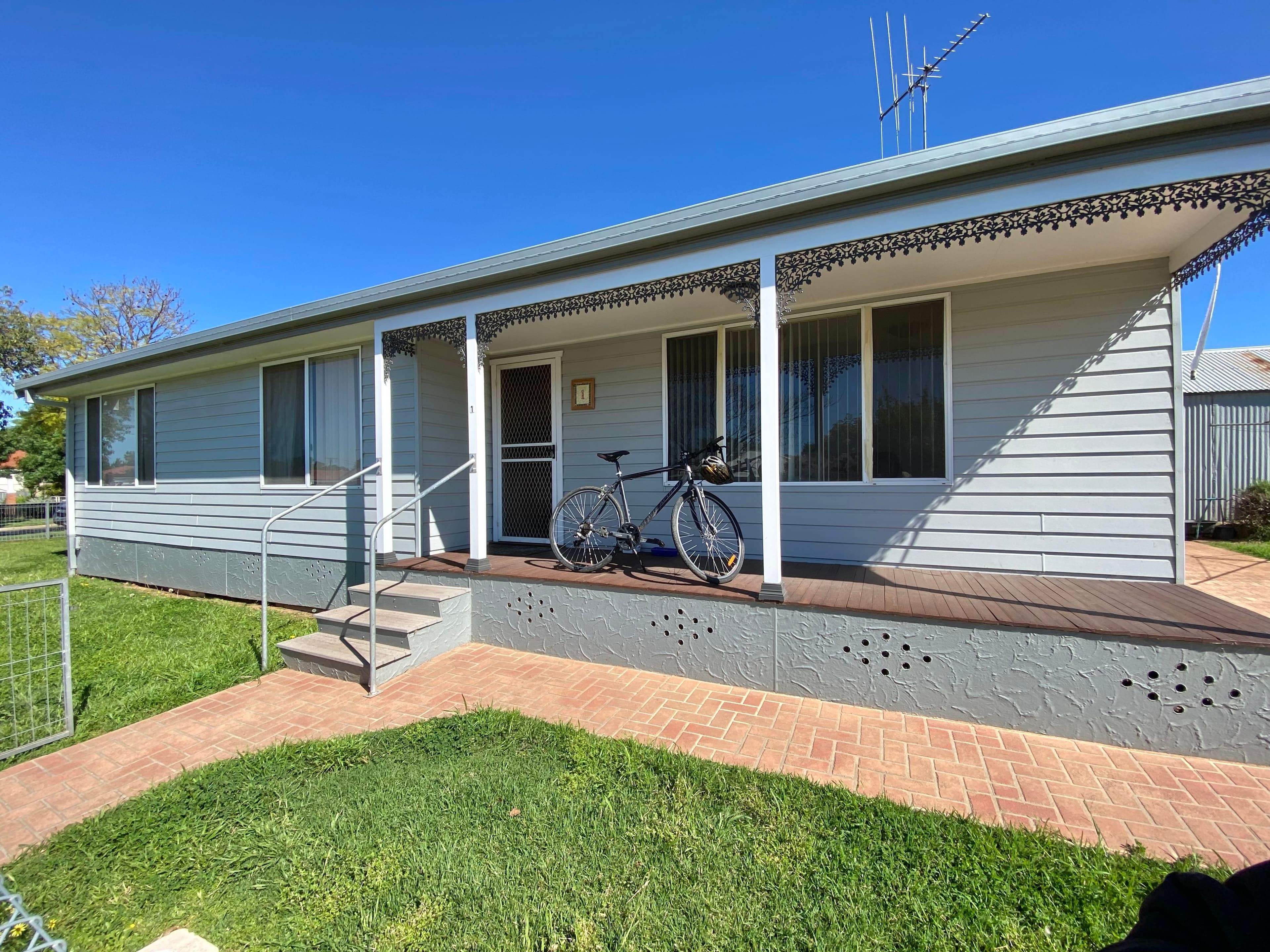 1 Underwood Street, Forbes NSW 2871, Forbes - Thumbnail 2