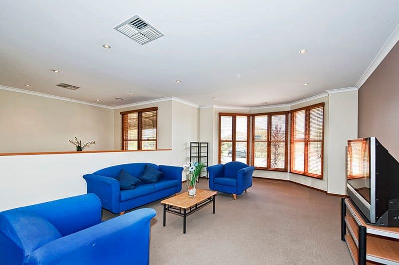 10 Spoonbill Street, DOREEN VIC 3754, Doreen - Thumbnail 4