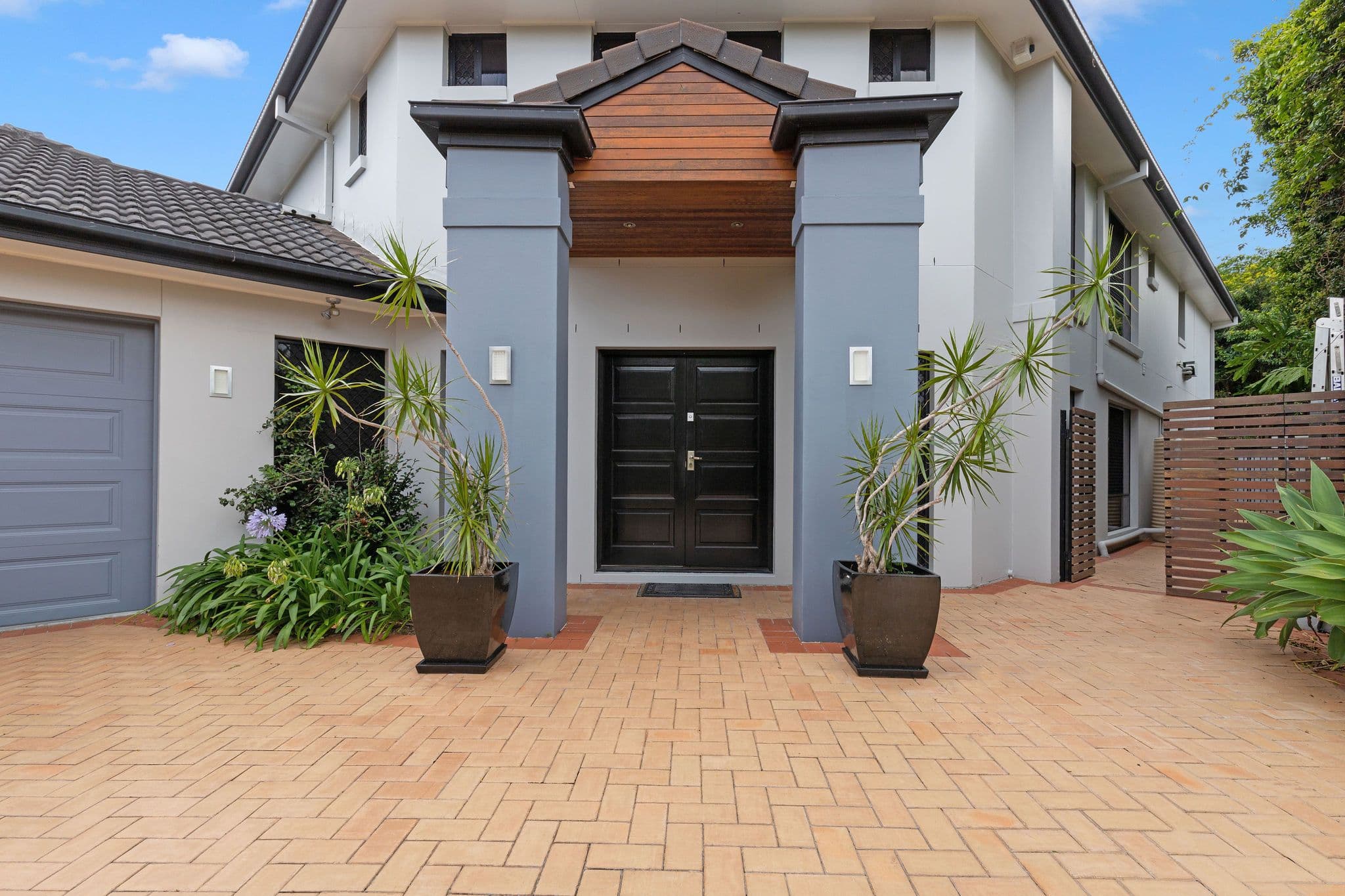 11 Pinehurst Court, Albany Creek QLD 4035, Albany Creek - Thumbnail 2