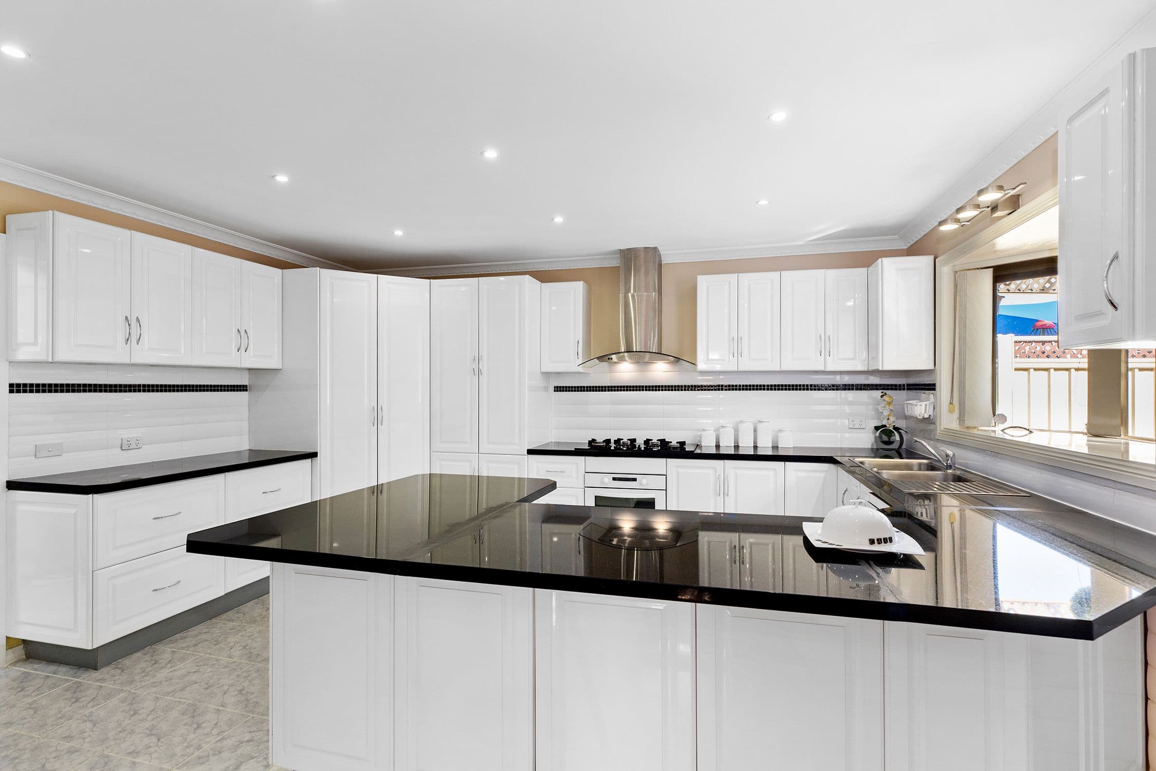 19 Bluestone Walk, Delahey VIC 3037, Delahey - Thumbnail 7
