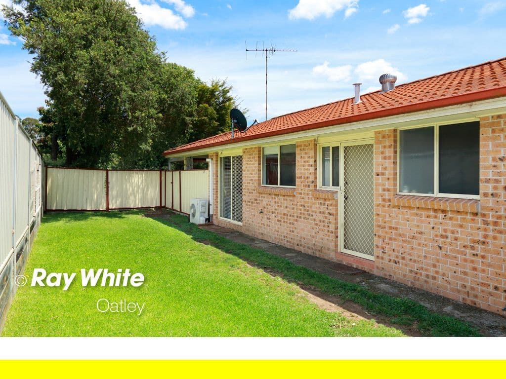 55 Henry Lawson Drive, Peakhurst - Thumbnail 2
