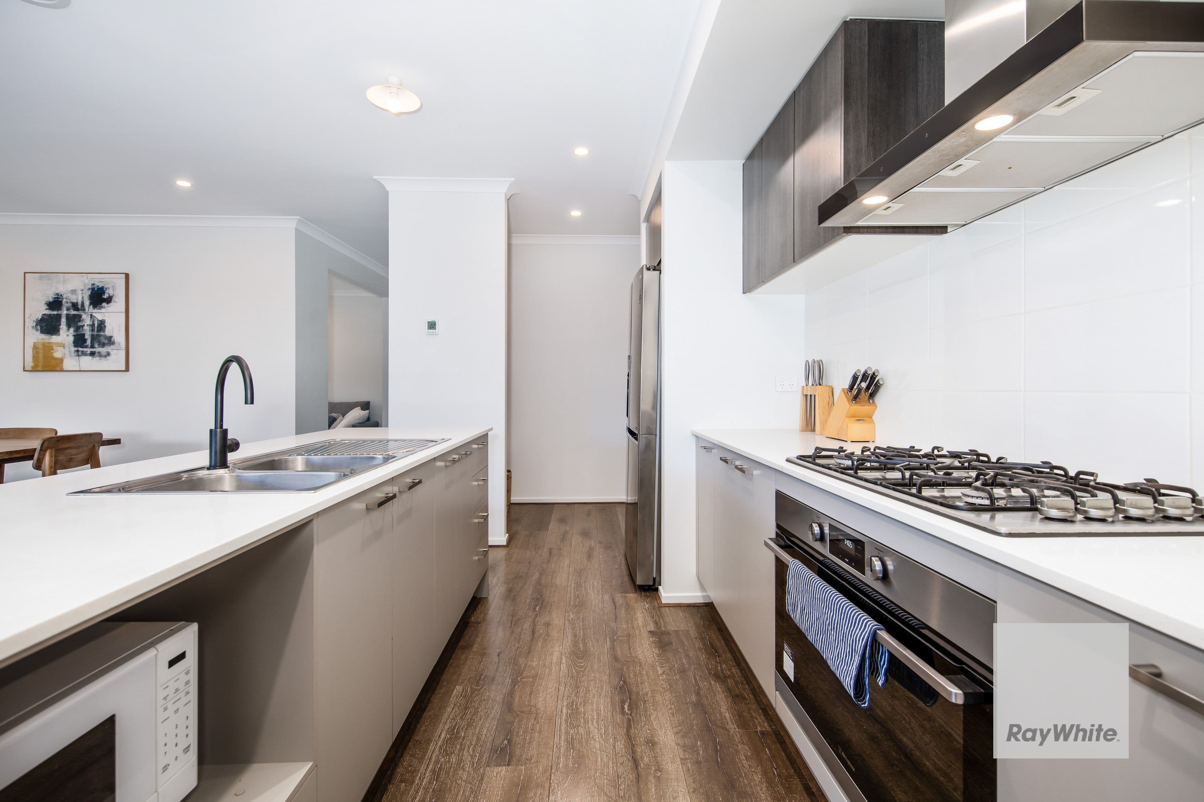 50 Murray Road, THORNHILL PARK VIC 3335, Thornhill Park - Thumbnail 3