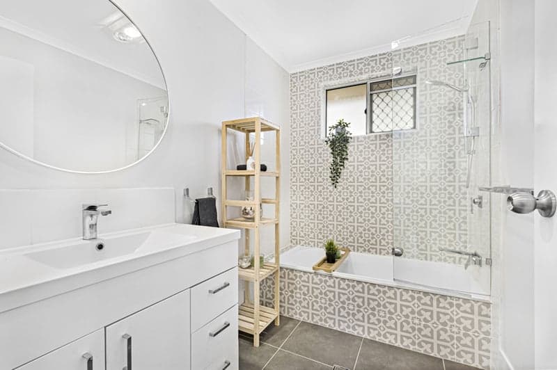 79 Station Road, Lawnton - Thumbnail 3