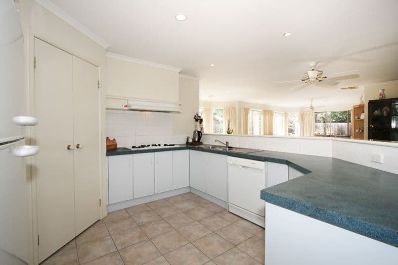 5 Glencoe Place, LILYDALE VIC 3140, Lilydale - Thumbnail 3