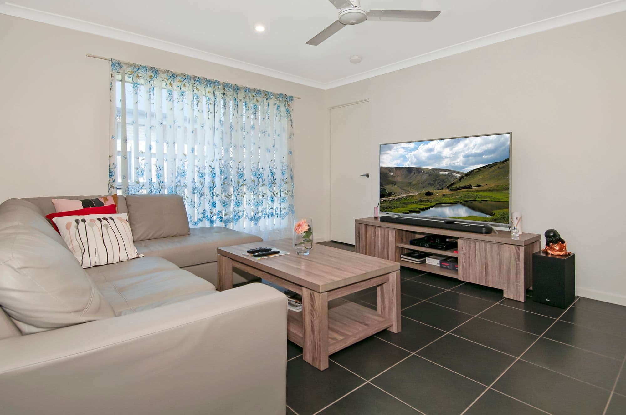 4 Prince George Street, Holmview QLD 4207, Holmview - Thumbnail 3