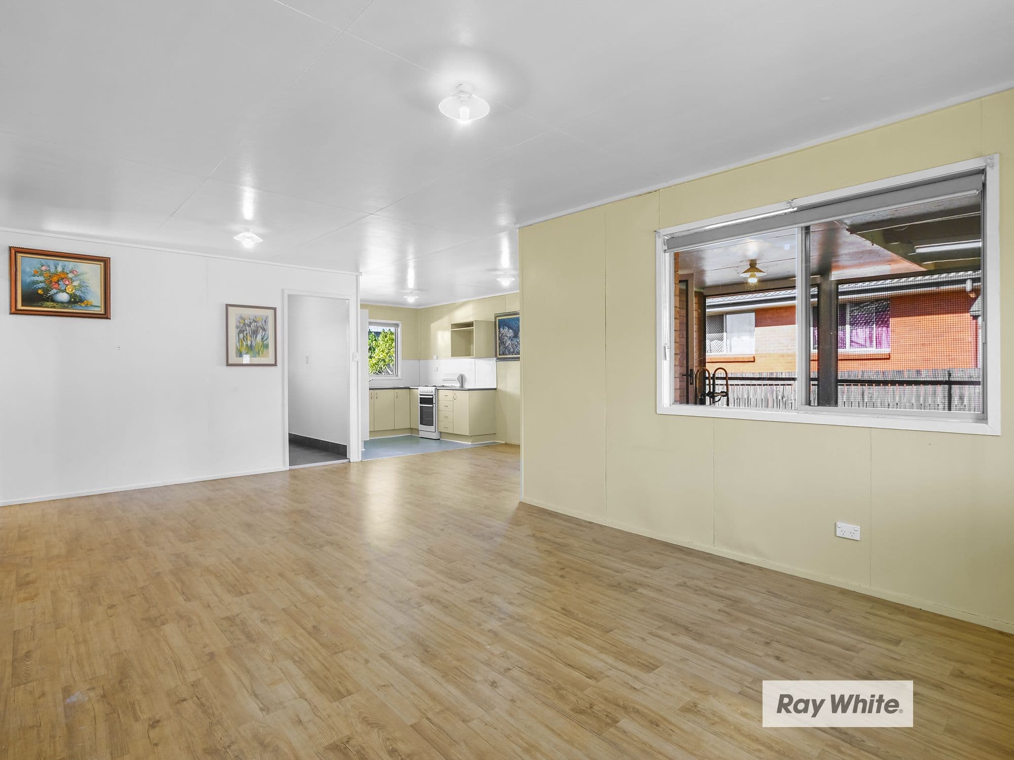 137 SINCLAIR Drive, Ellen Grove QLD 4078, Ellen Grove - Thumbnail 5