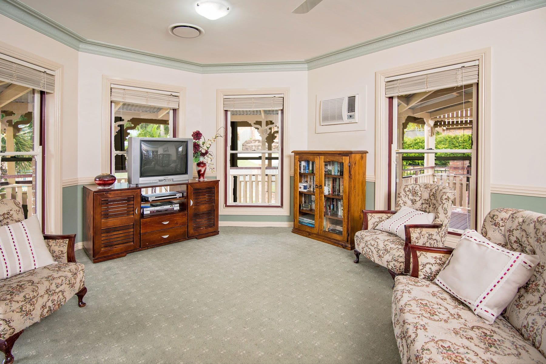 3 Mangaroon Court, Shailer Park QLD 4128, Shailer Park - Thumbnail 4