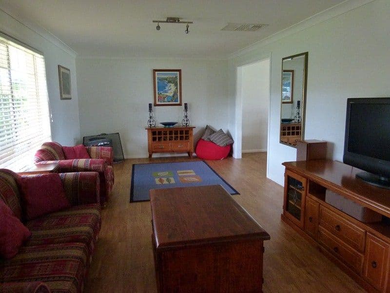 11 Thames Street, FORBES NSW 2871, Forbes - Thumbnail 2