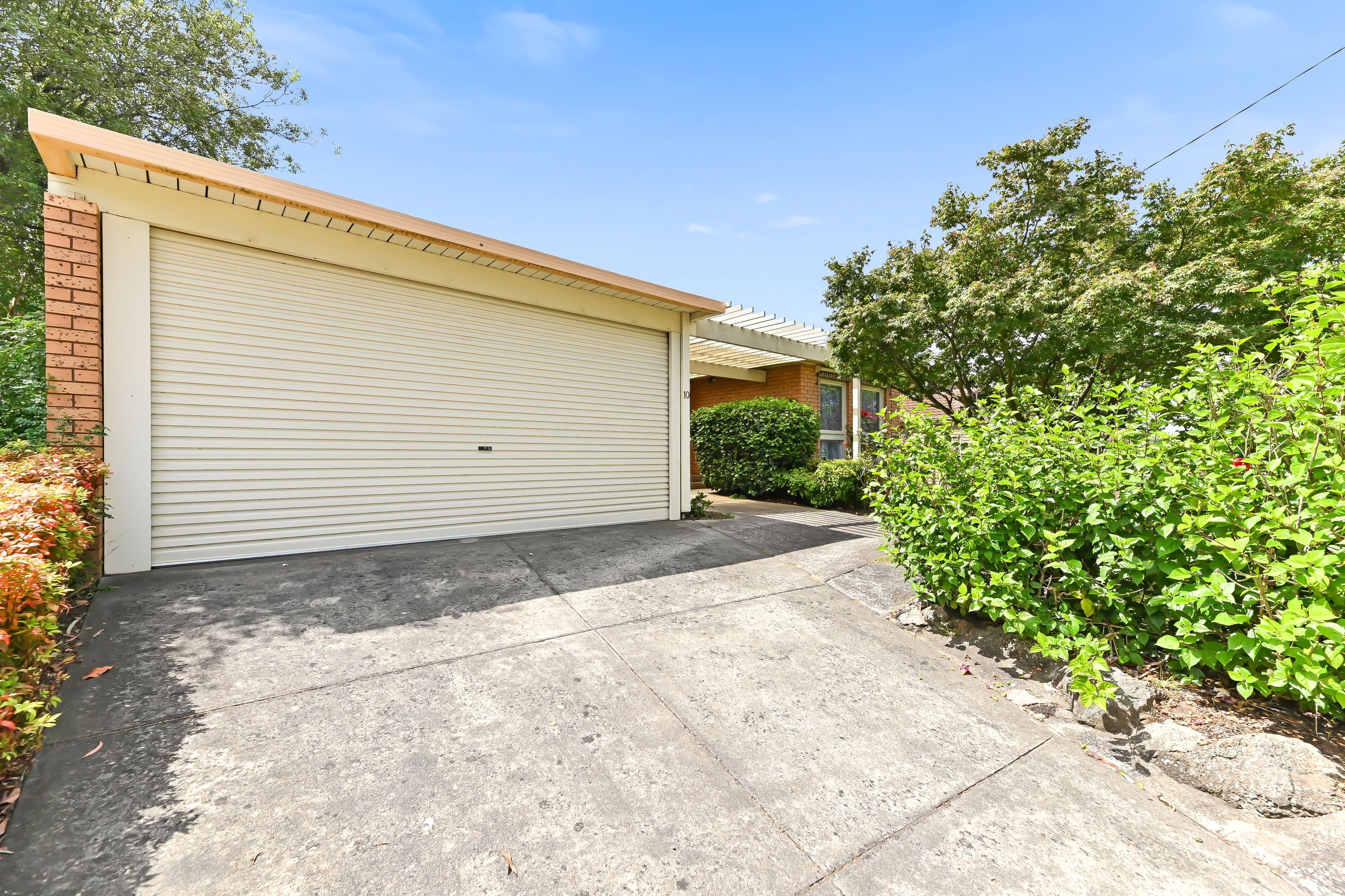 10 Watsons Road, Glen Waverley VIC 3150, Glen Waverley - Thumbnail 3