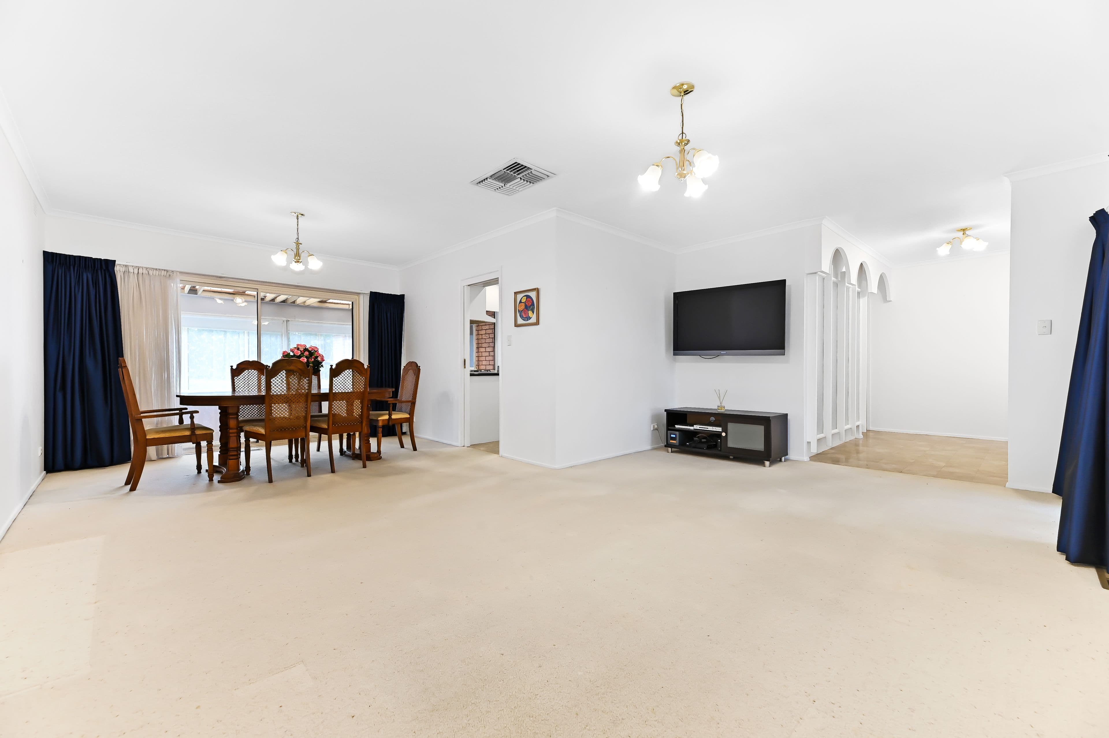 10 Watsons Road, Glen Waverley VIC 3150, Glen Waverley - Thumbnail 4