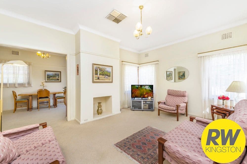 13 Throsby Crescent, Narrabundah ACT 2604, Narrabundah - Thumbnail 3