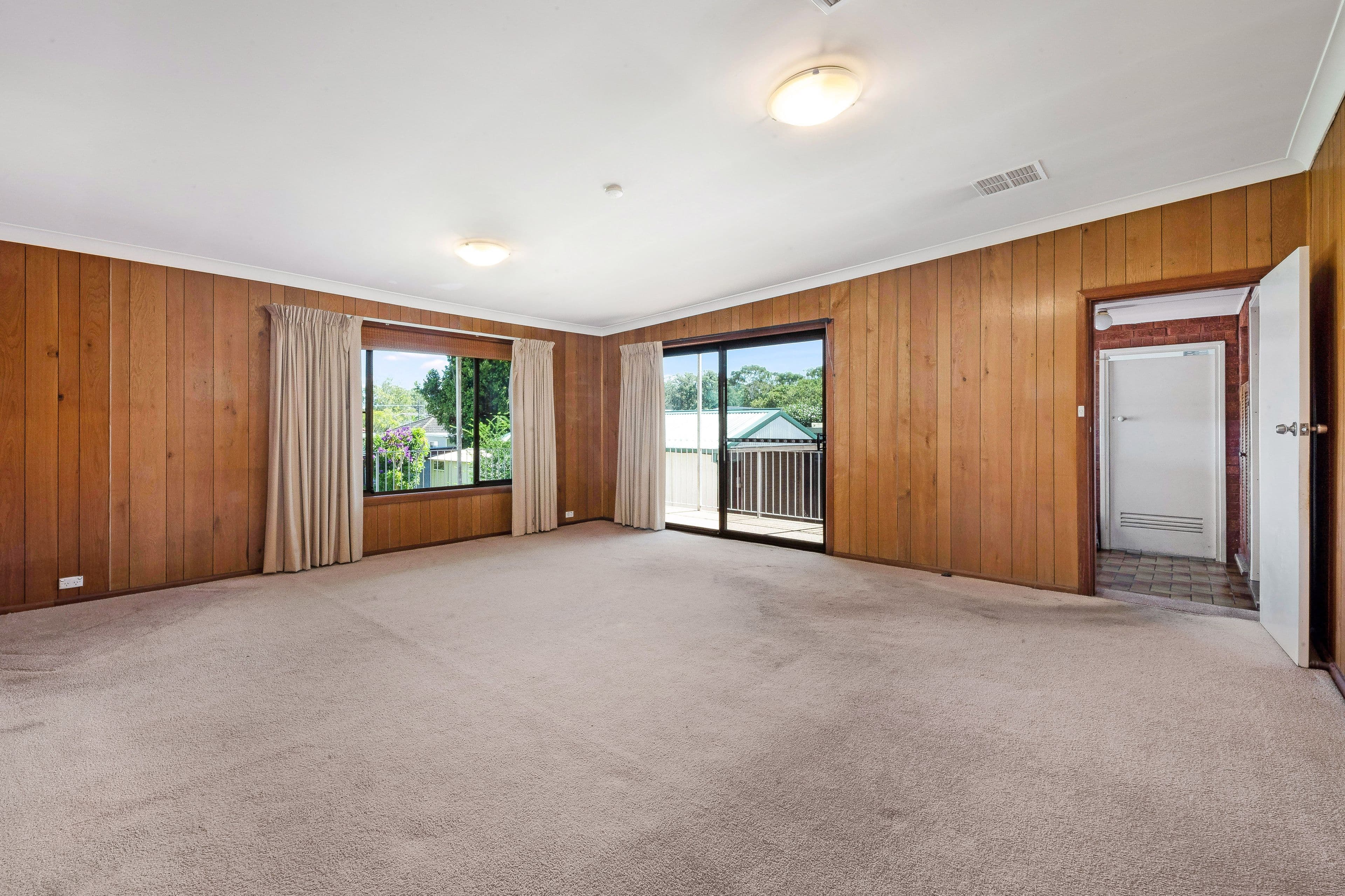 10 Vista Crescent, Chester Hill NSW 2162, Chester Hill - Thumbnail 3