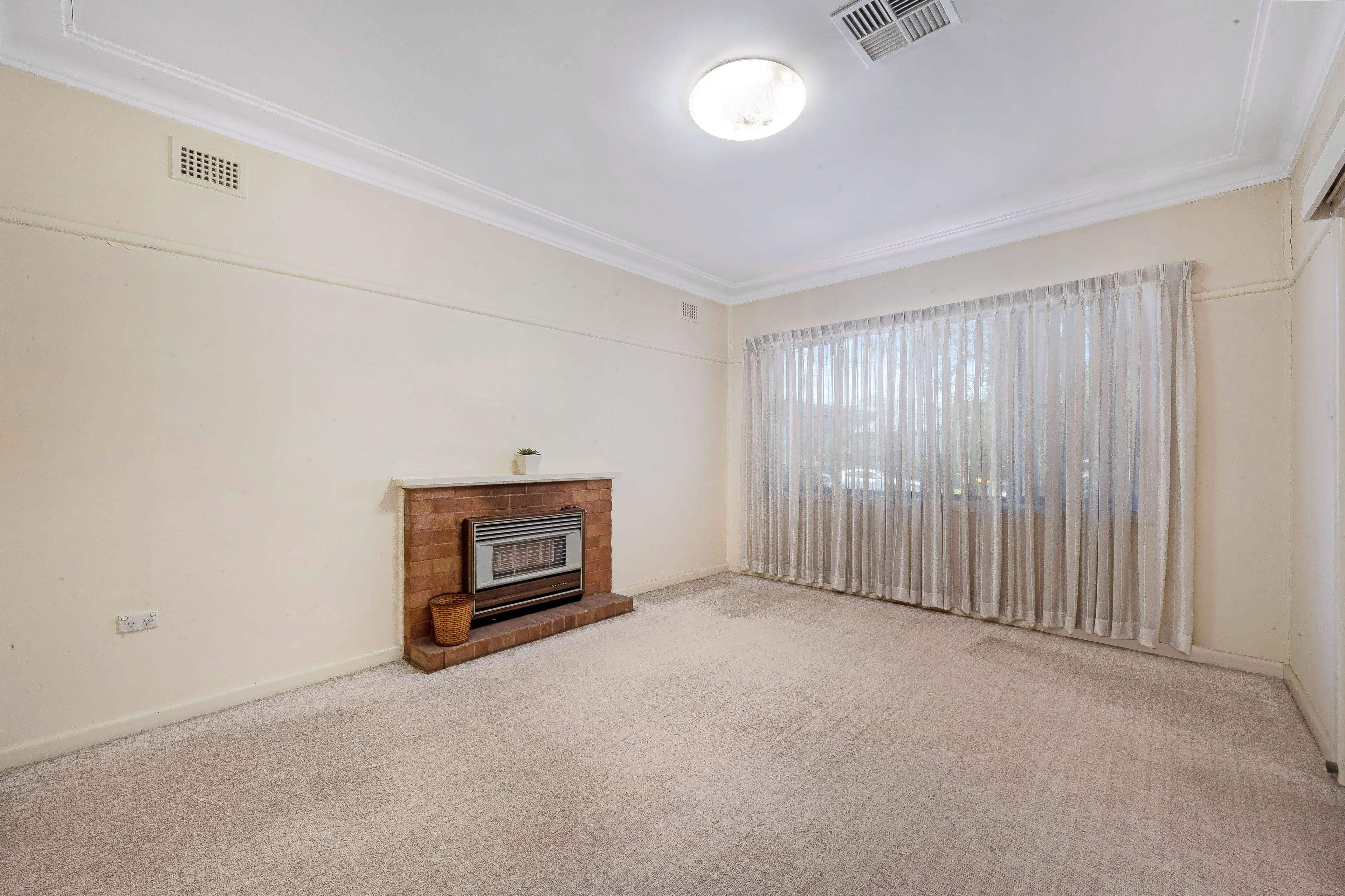 10 Vista Crescent, Chester Hill NSW 2162, Chester Hill - Thumbnail 5