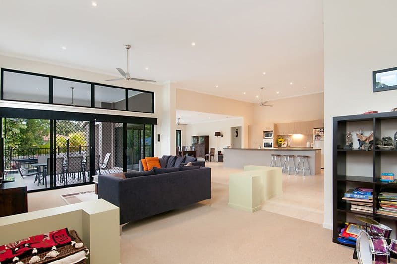 18 Tiverton Place, LANDSBOROUGH QLD 4550, Landsborough - Thumbnail 5