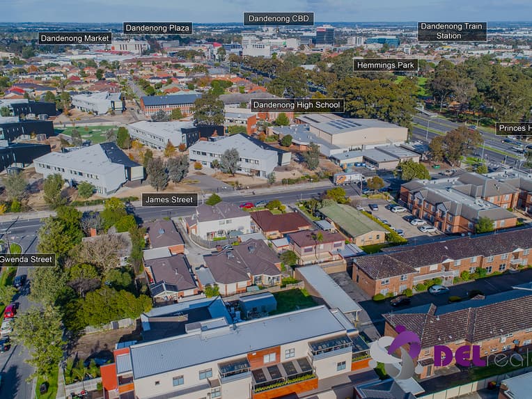 14 Gwenda Street, Dandenong, Dandenong - Thumbnail 2