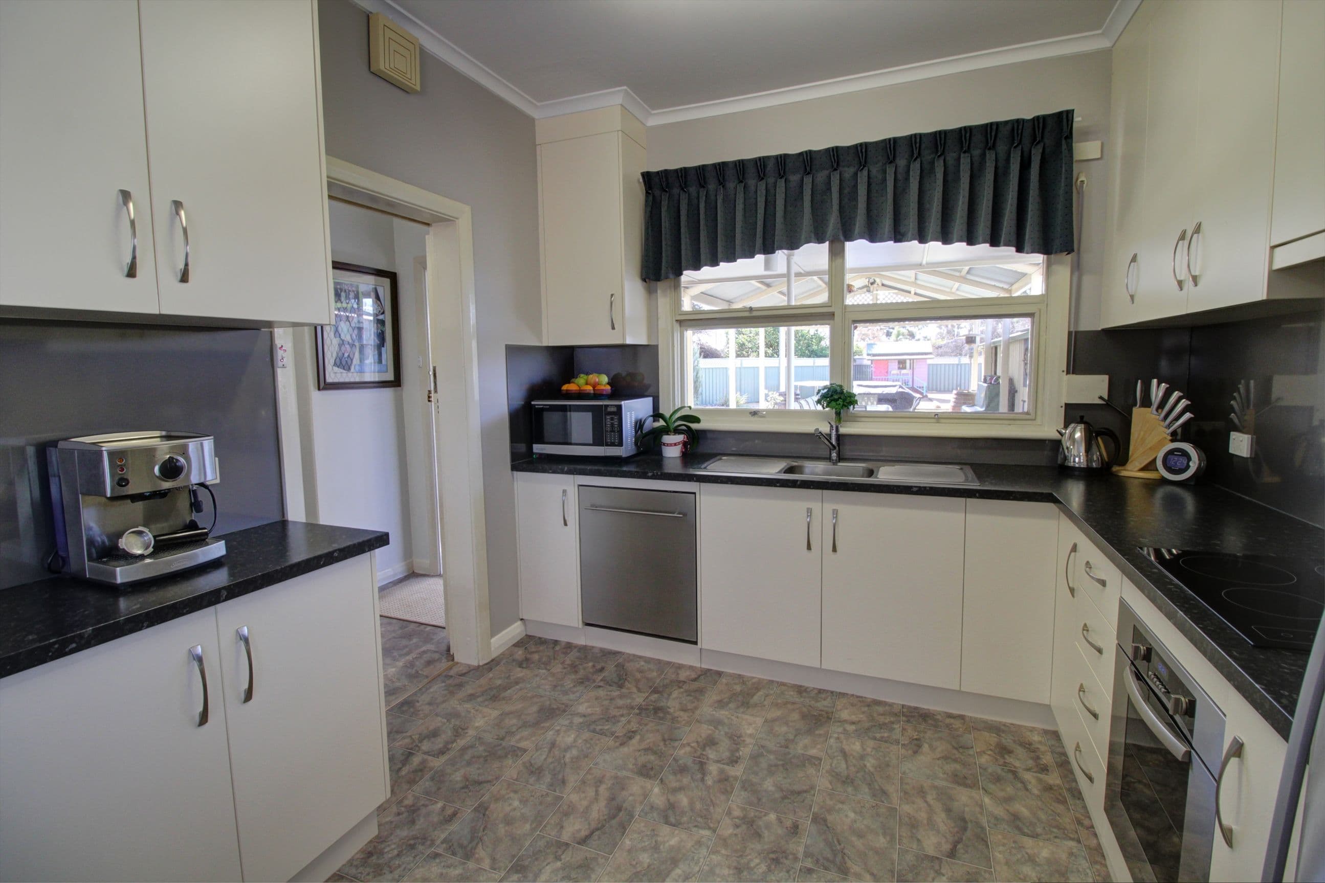 39 Tonkin Avenue, Barmera SA 5345, Barmera - Thumbnail 3