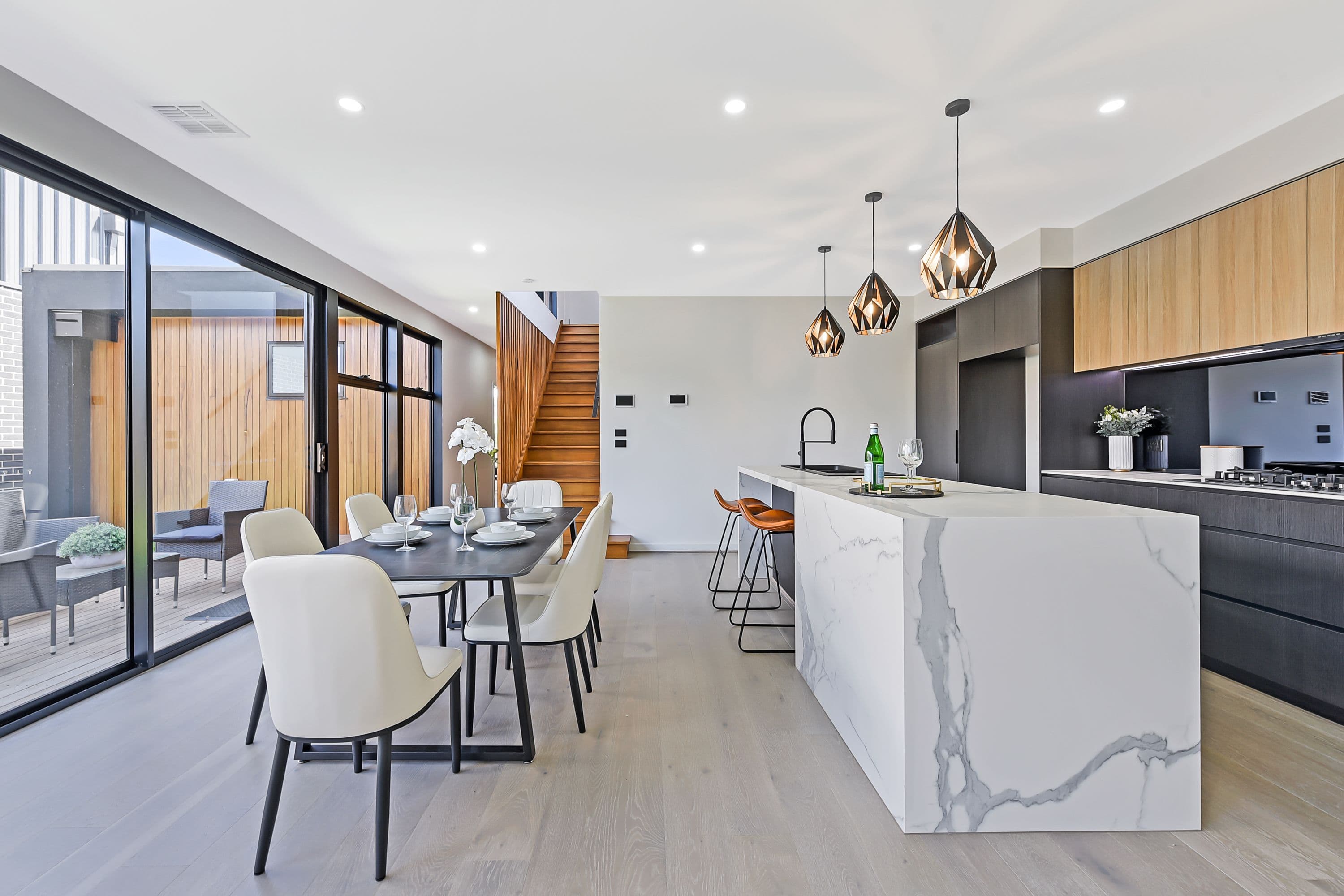 2A Normanby Road, Bentleigh East VIC 3165, Bentleigh East - Thumbnail 2