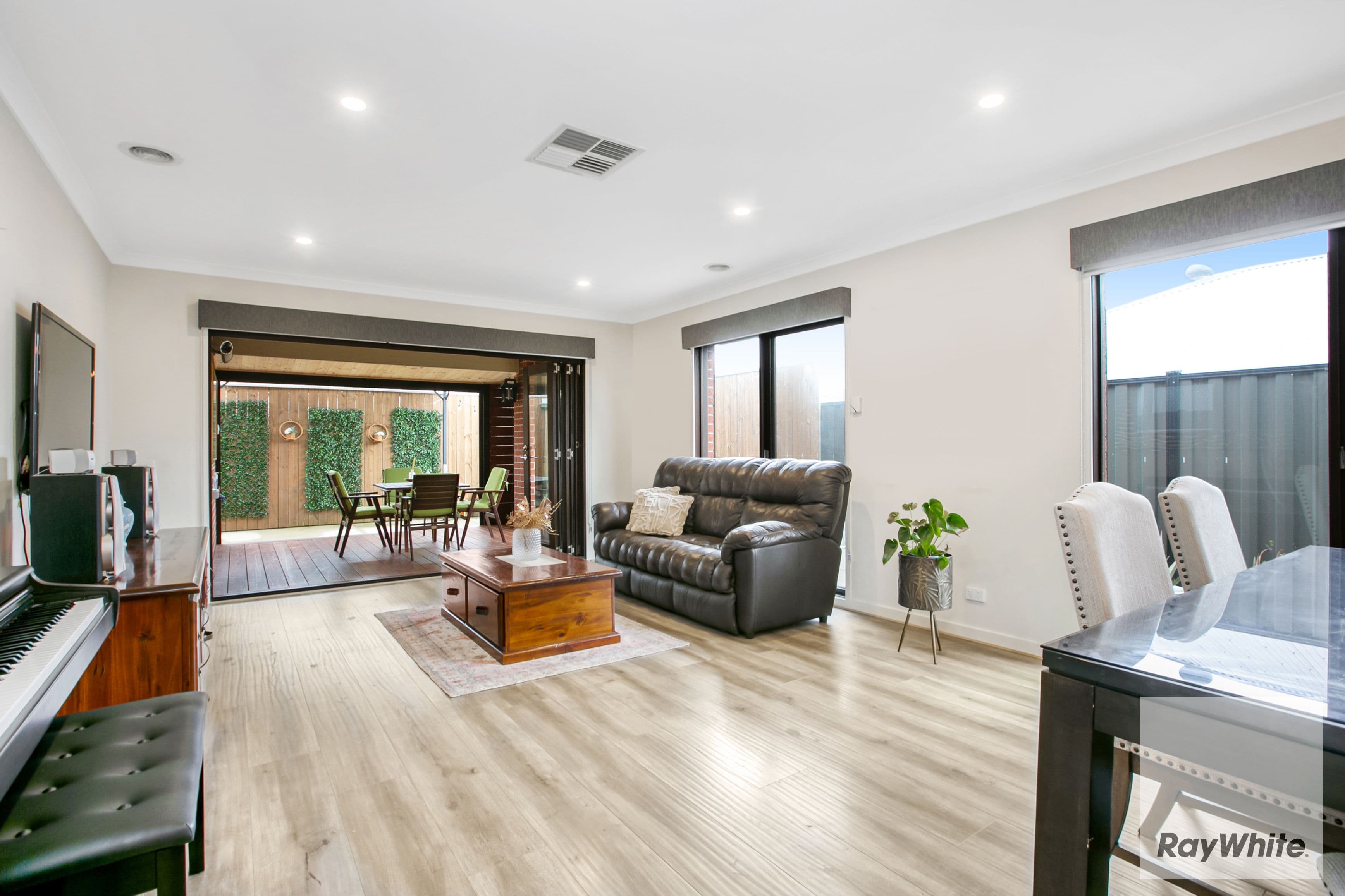 10 Belant Road, Wollert VIC 3750, Wollert - Thumbnail 2
