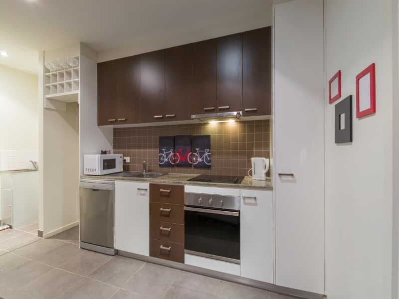 70 Wells Road, Seaford VIC 3198, Seaford - Thumbnail 2