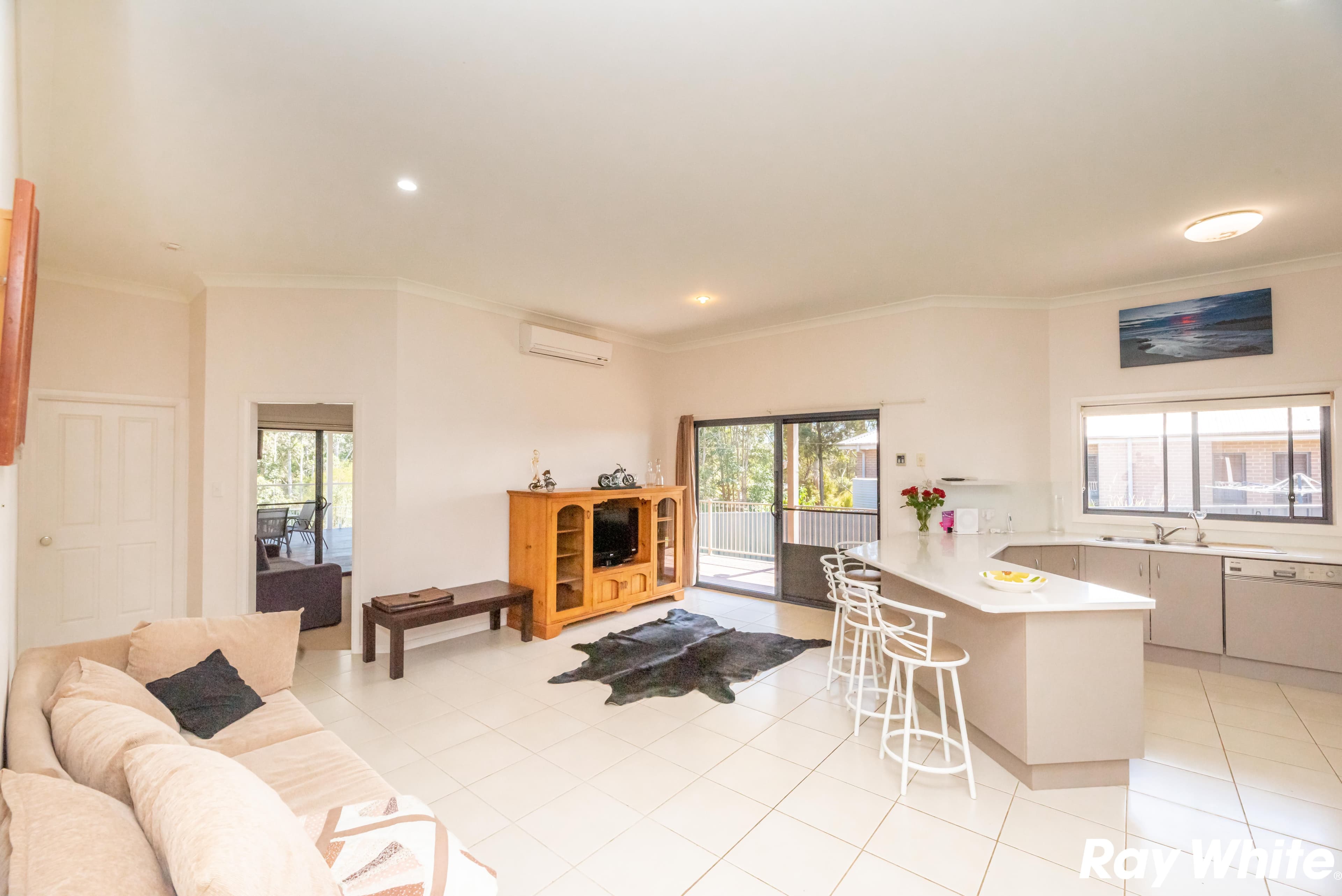 253 Diamond Beach Road, Diamond Beach - Thumbnail 5