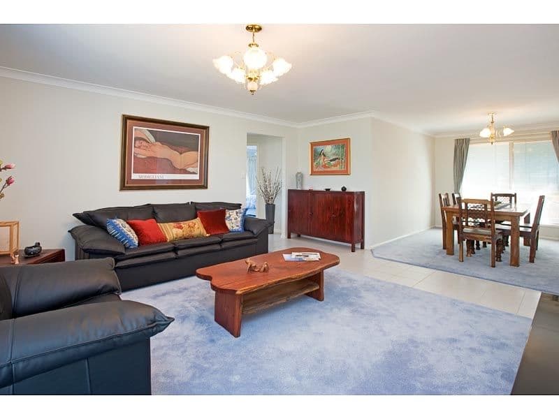 11 Hummingbird Crescent, WISHART QLD 4122, Wishart - Thumbnail 3