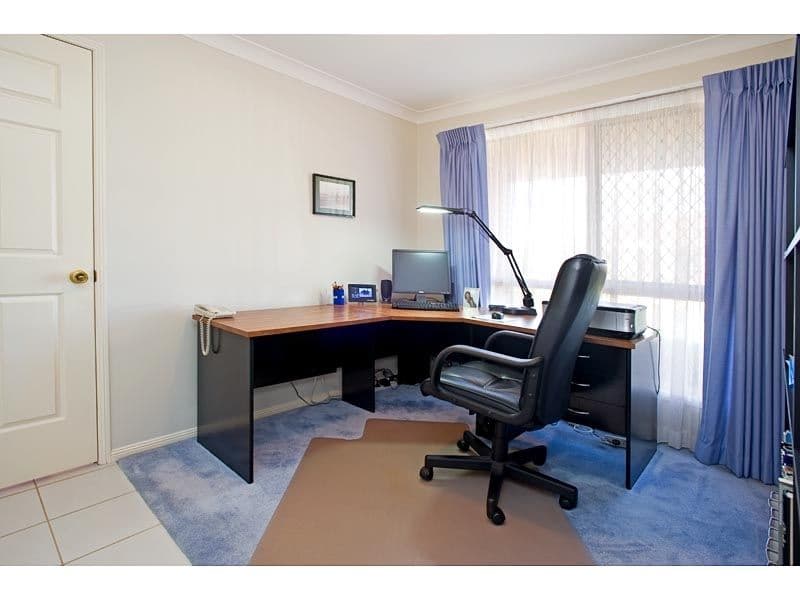 11 Hummingbird Crescent, WISHART QLD 4122, Wishart - Thumbnail 6