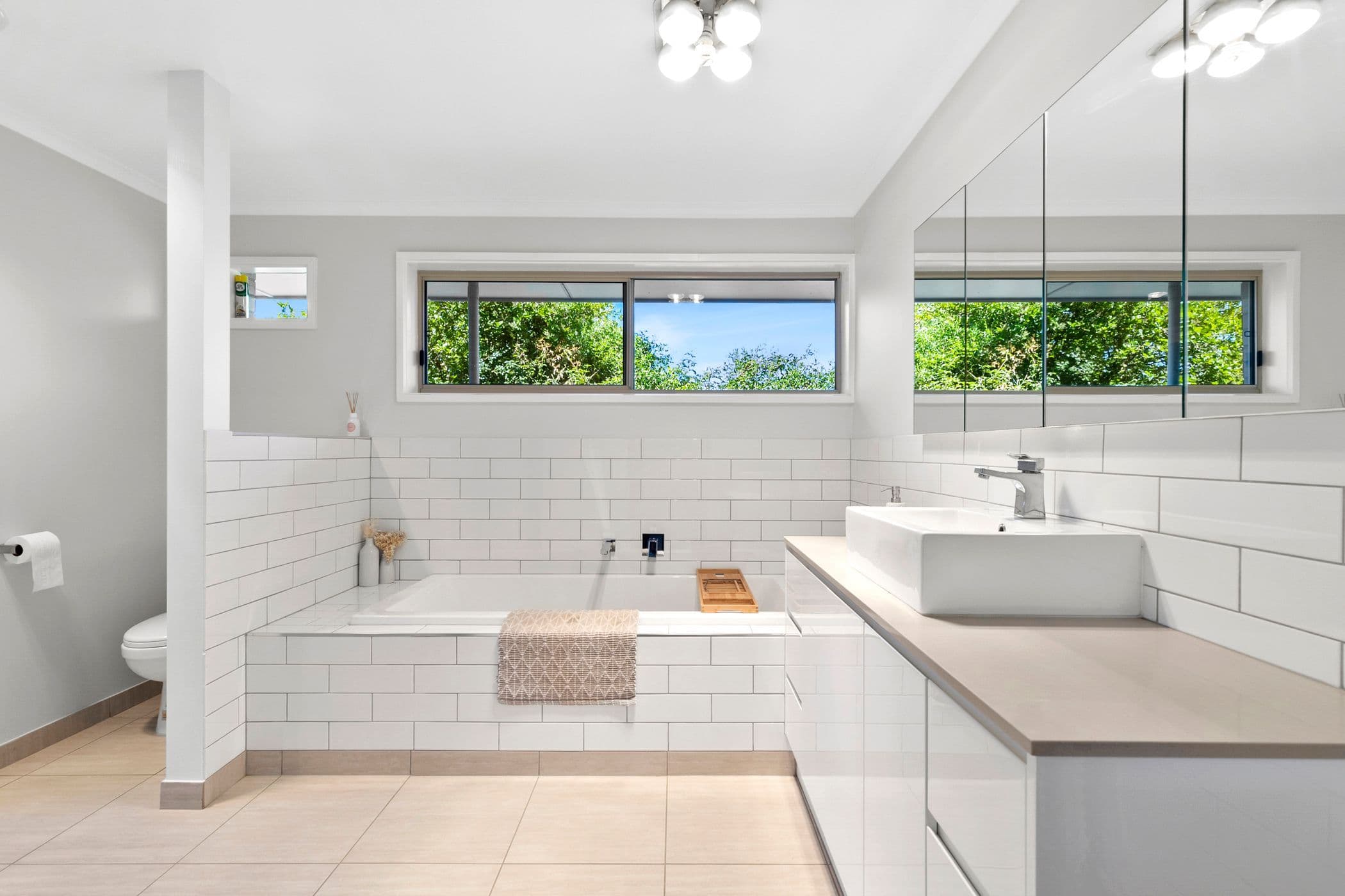 46 Churchill Avenue, Ararat VIC 3377, Ararat - Thumbnail 6