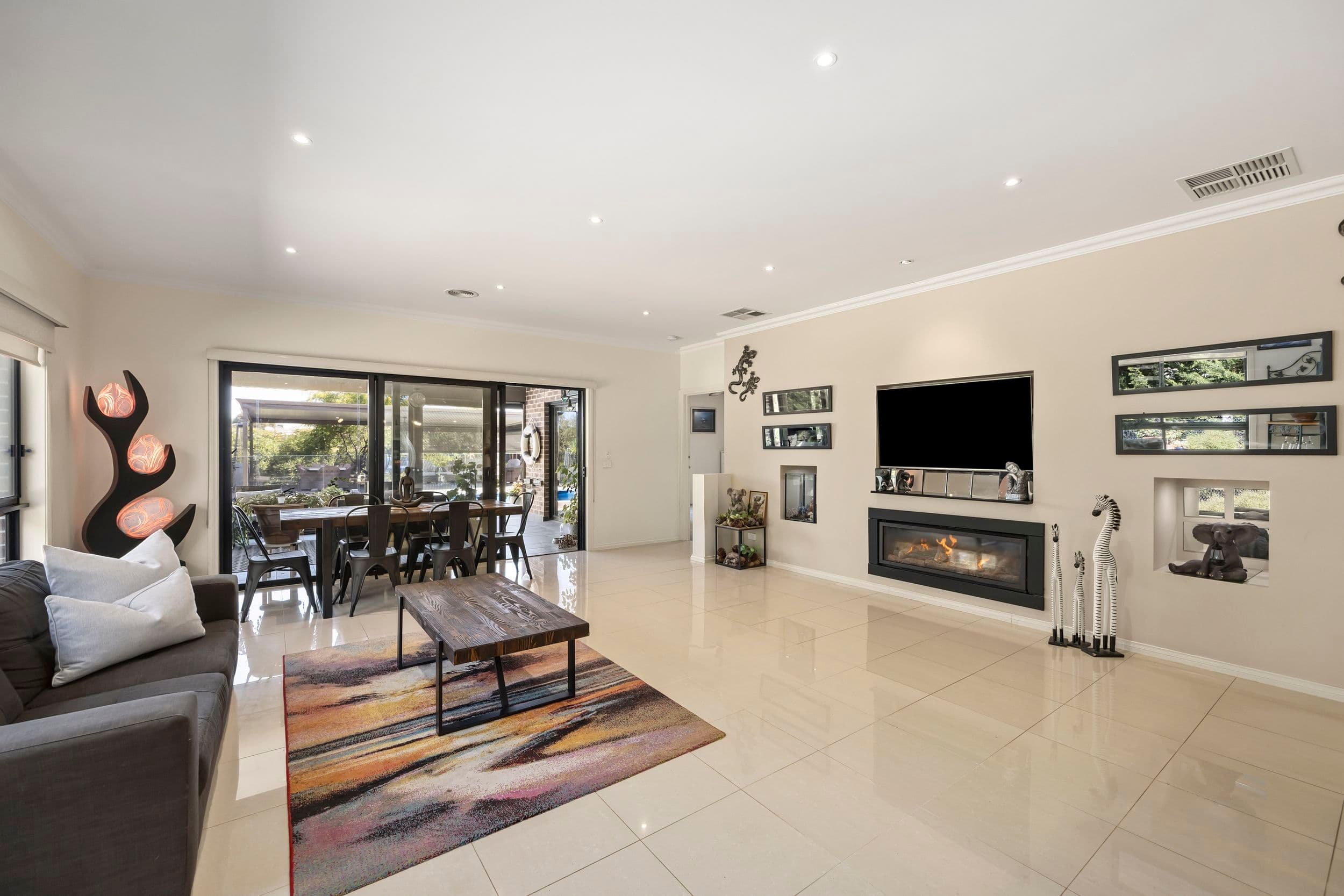 51 Highgrove Drive, Sunbury VIC 3429, Sunbury - Thumbnail 5
