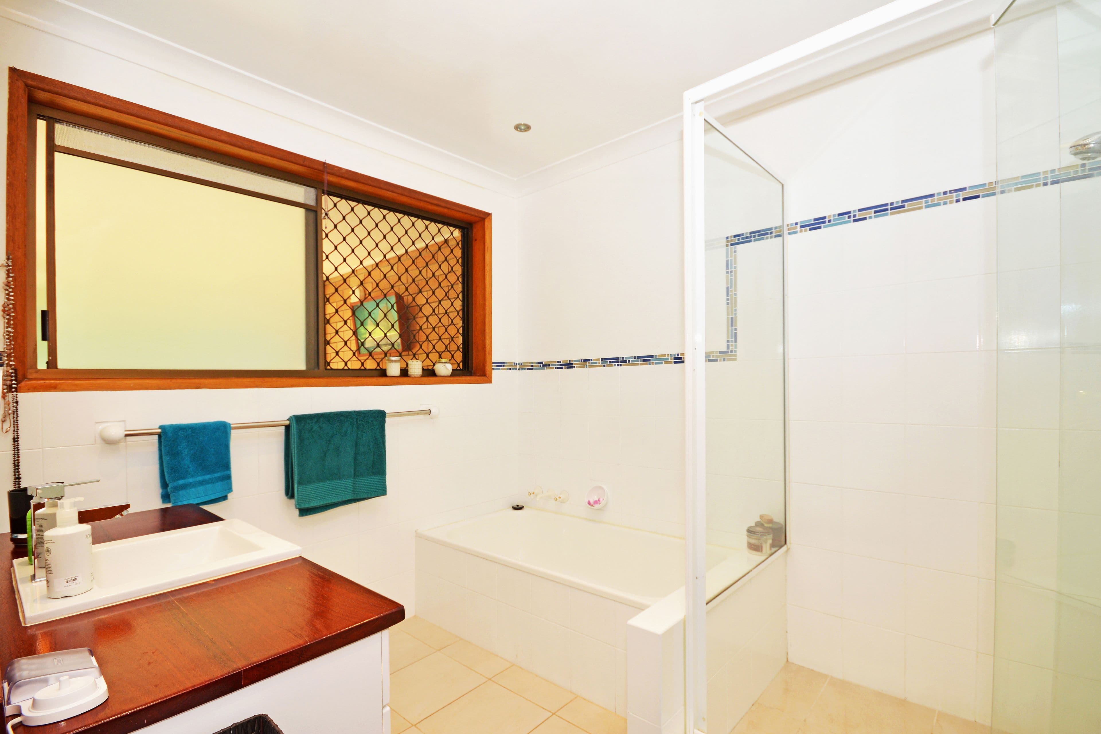 26 Cominan Avenue, Banora Point - Thumbnail 3