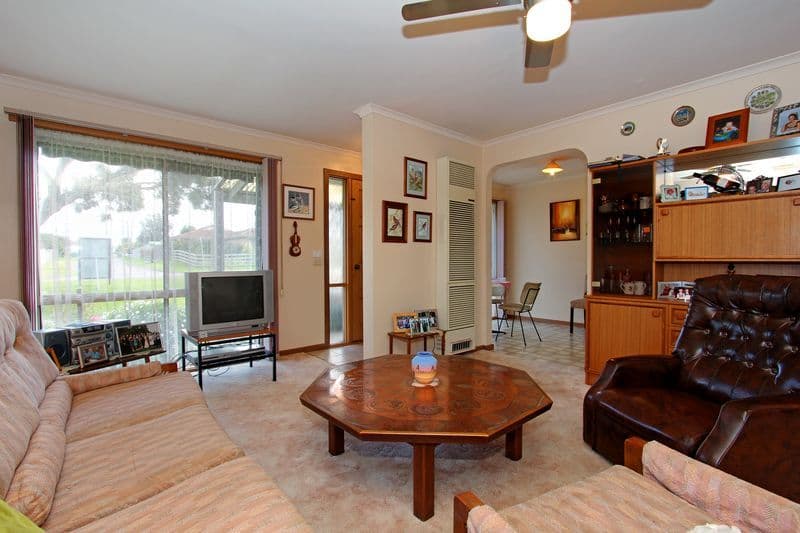 149 Seventh Avenue, ROSEBUD VIC 3939, Rosebud - Thumbnail 4