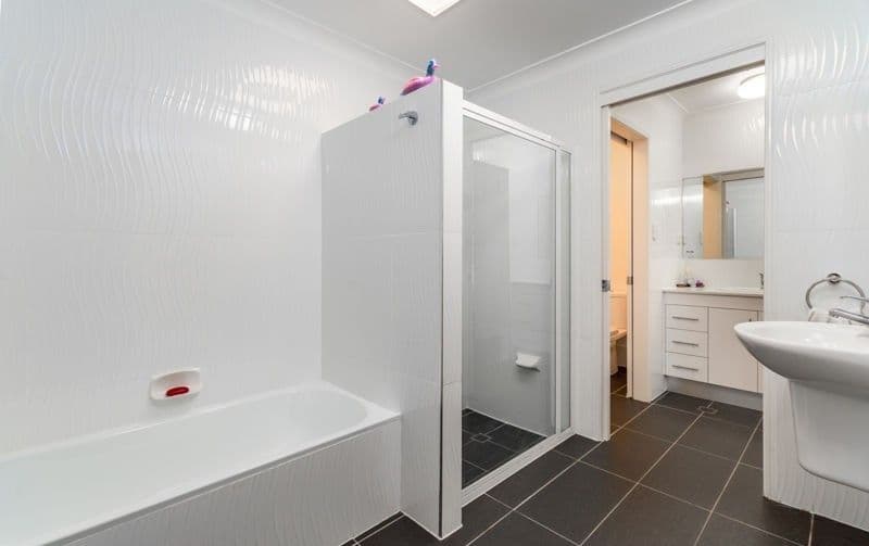 32 Hoya Crescent, Bongaree QLD 4507, Bongaree - Thumbnail 6