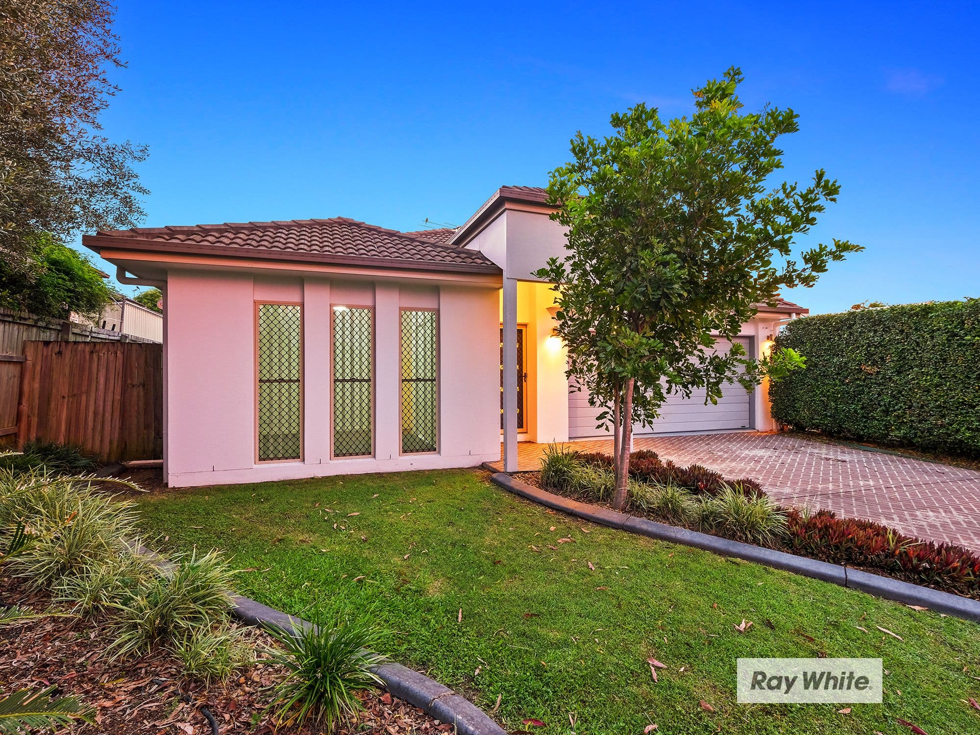96 Sanctuary Drive, FOREST LAKE QLD 4078, Forest Lake - Thumbnail 2