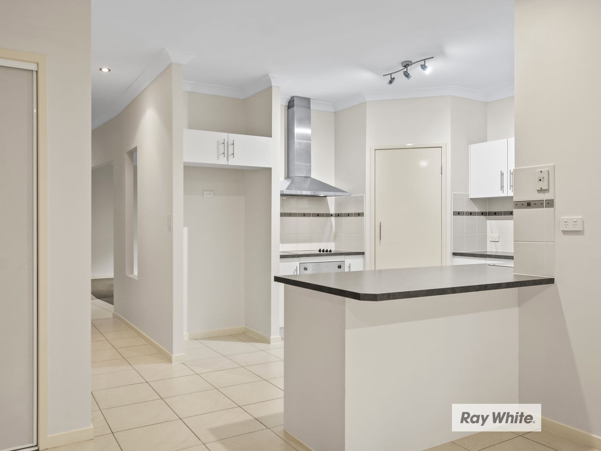 96 Sanctuary Drive, FOREST LAKE QLD 4078, Forest Lake - Thumbnail 6