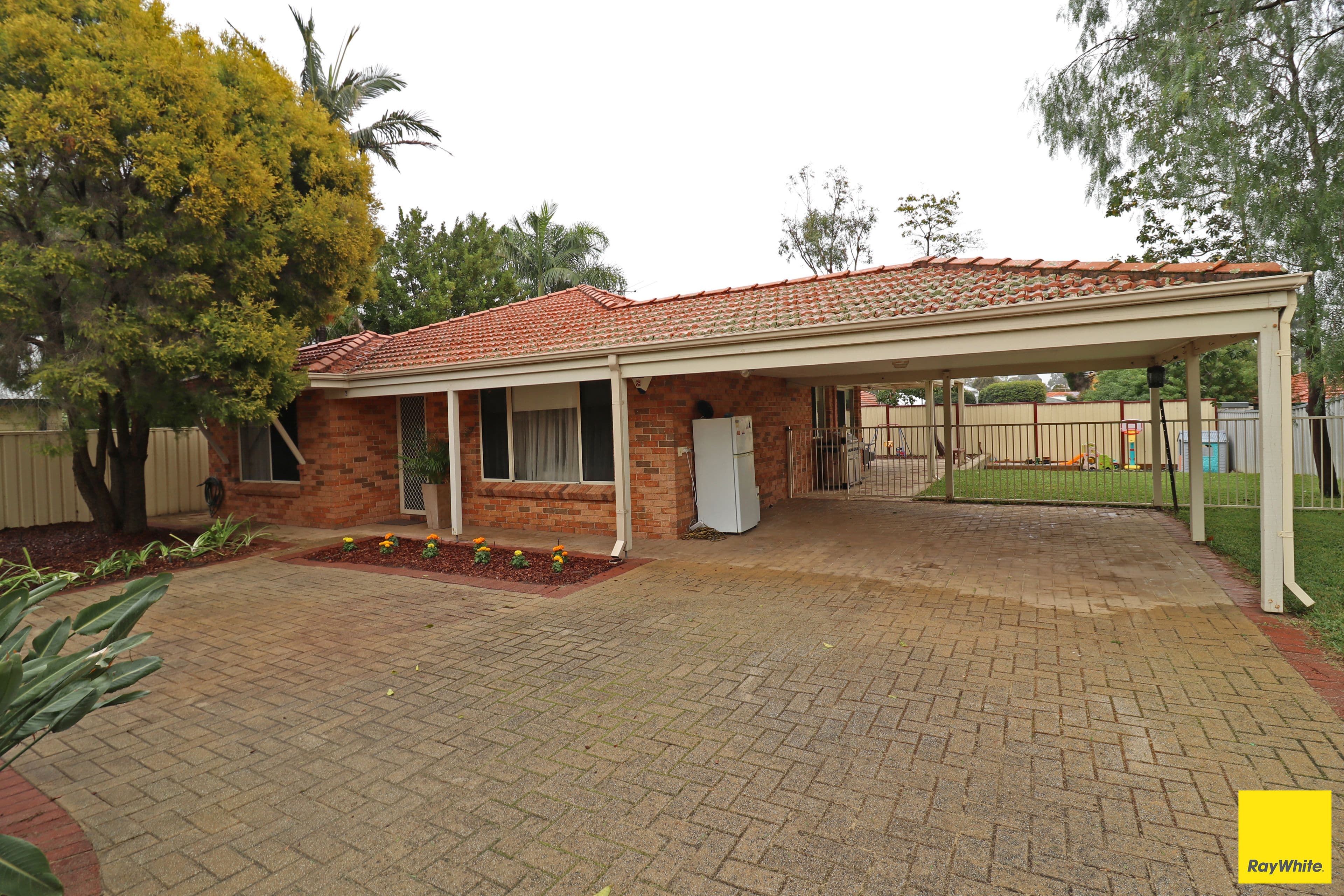86 Whitfield Street, Bassendean WA 6054, Bassendean - Thumbnail 3