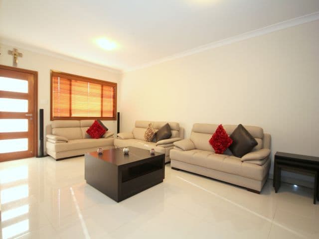 68 Columbine Avenue, PUNCHBOWL NSW 2196, Punchbowl - Thumbnail 2