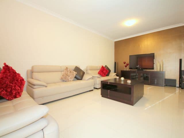 68 Columbine Avenue, PUNCHBOWL NSW 2196, Punchbowl - Thumbnail 3