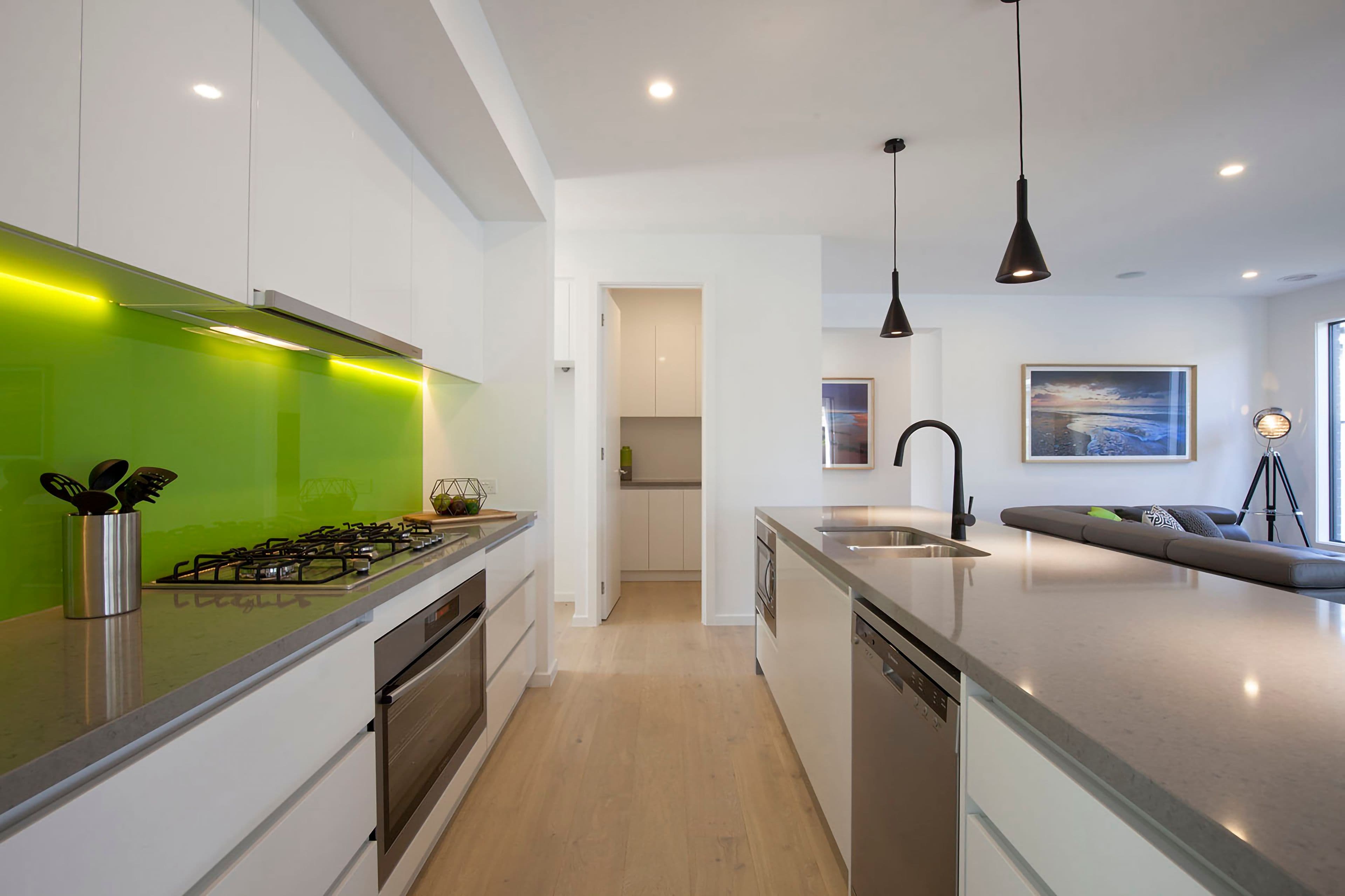 17 Erindale Street, Cranbourne West VIC 3977, Cranbourne West - Thumbnail 2