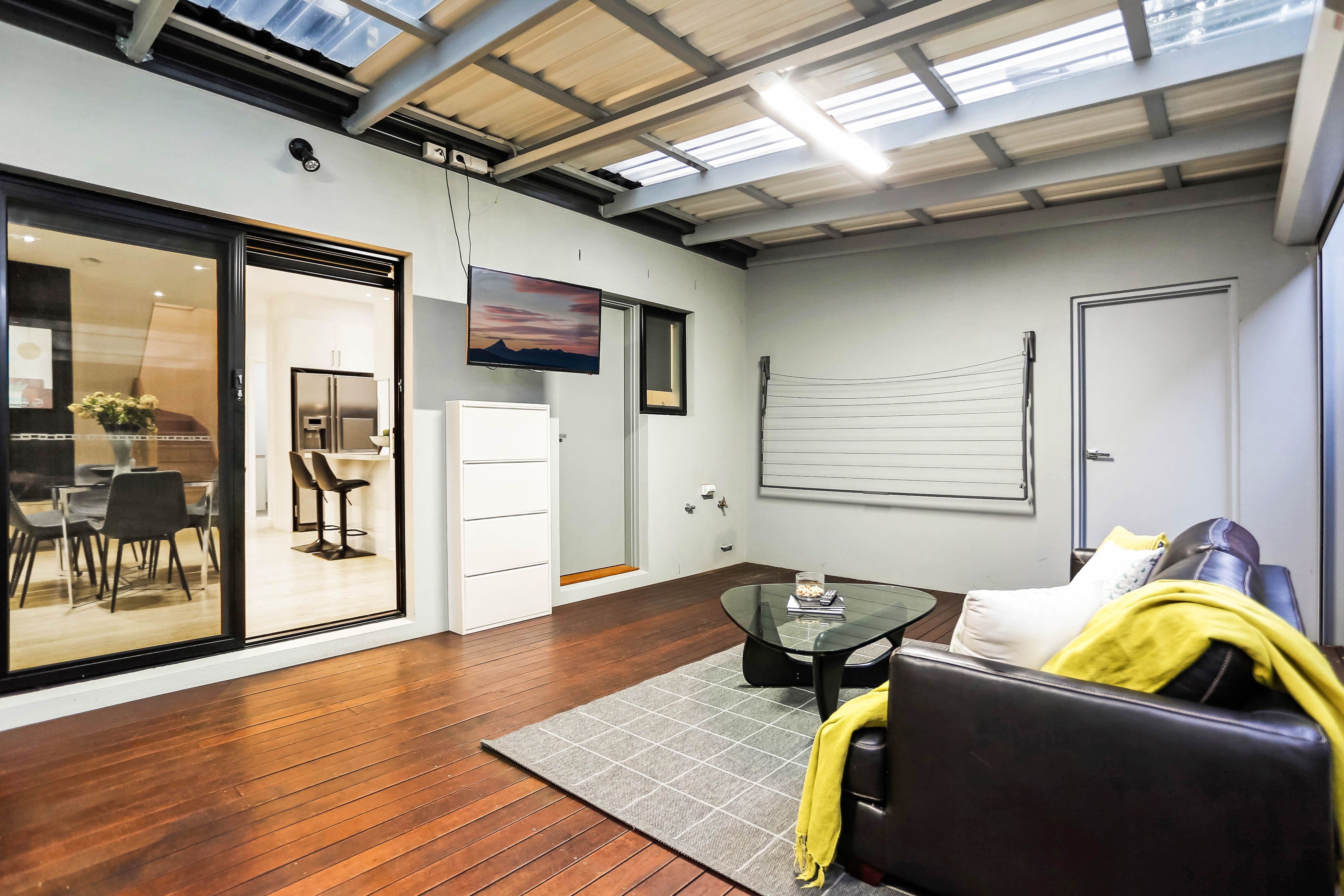 40 Pengana Avenue, Glenroy VIC 3046, Glenroy - Thumbnail 3