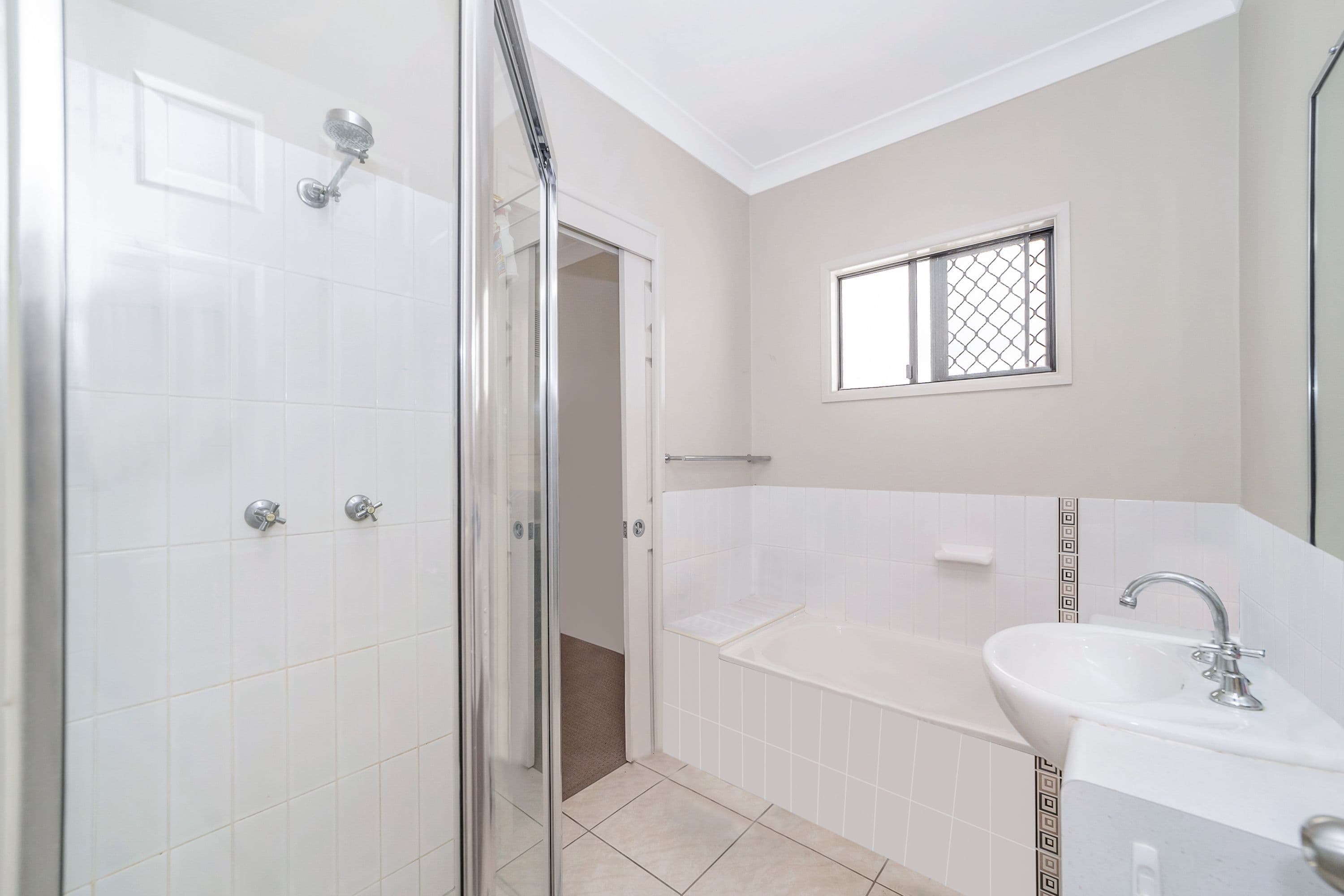 81 Tangerine Way, Kirwan QLD 4817, Kirwan - Thumbnail 5