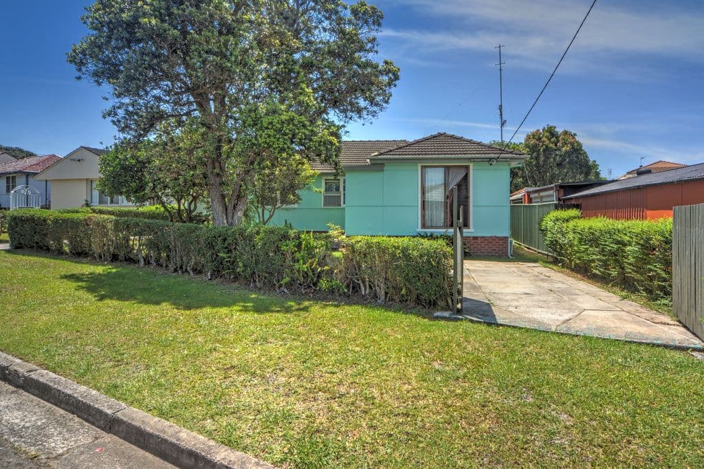 29 Toshack Street, Warilla - Image 1