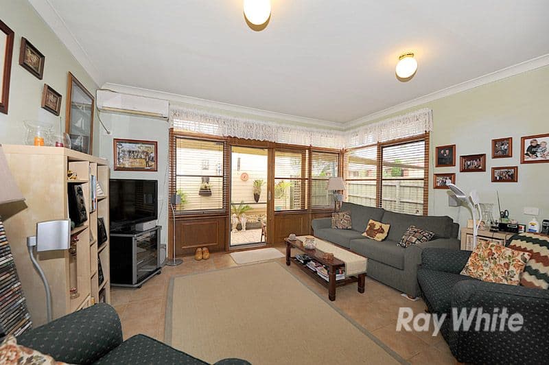 53 Jerildere Drive, BERWICK VIC 3806, Berwick - Thumbnail 2